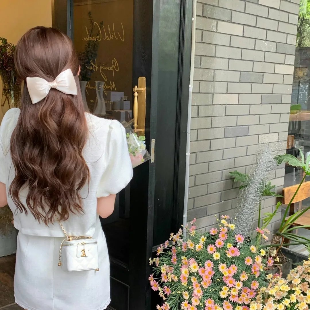 由吻生爱